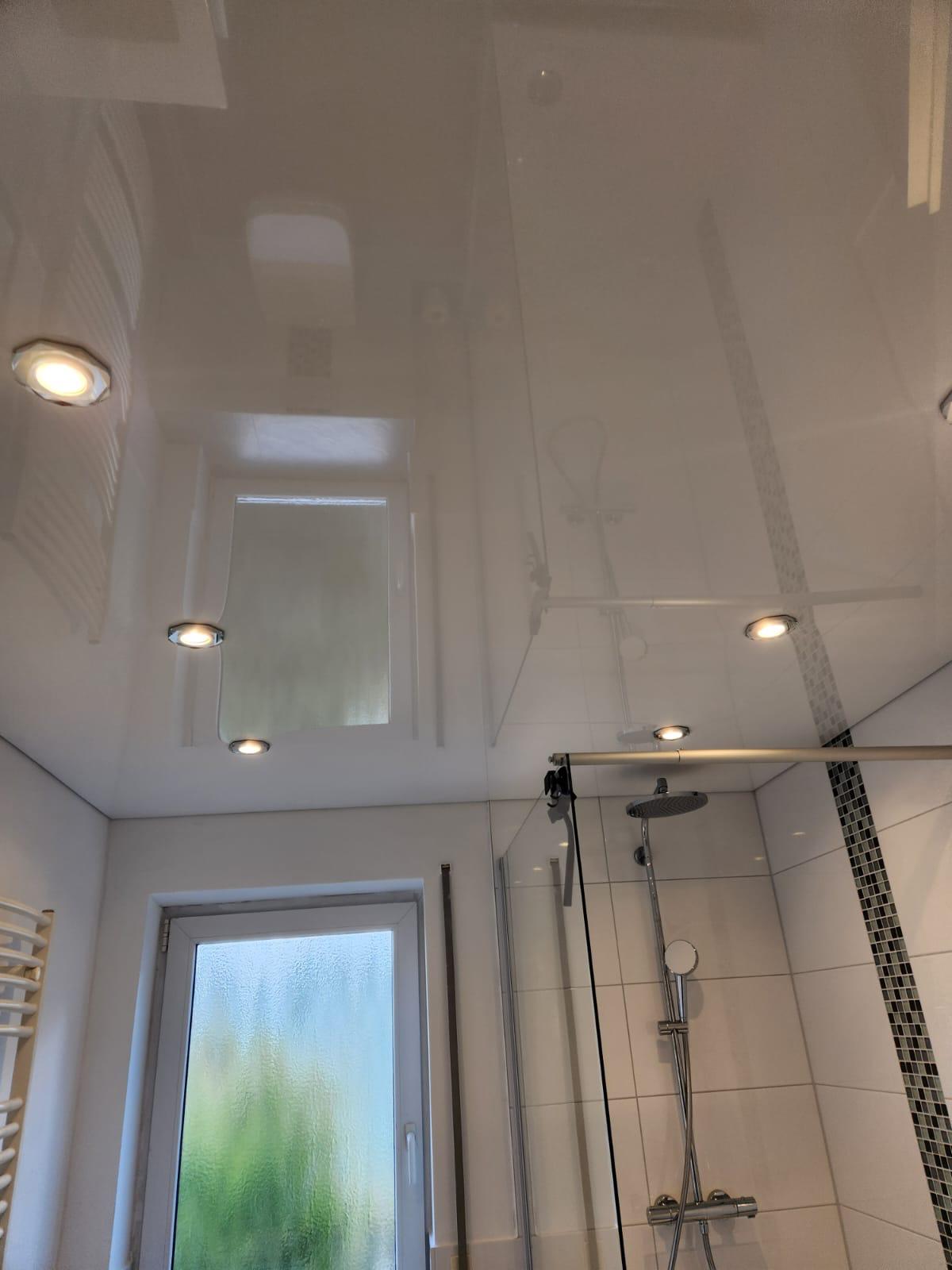 Energieeffiziente LED-Lichtdecke mit moderner Lichttechnologie